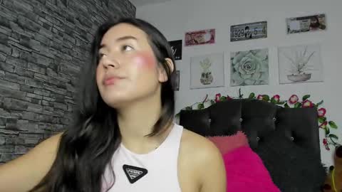 ..................................... 500 am- 1200 pm GMT-5 online show from 03.05.25