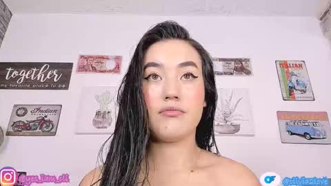 ..................................... 500 am- 1200 pm GMT-5 online show from 09.30.25