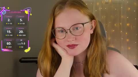 Snapshot of olivia_date chatting on 09.19.25 Olivia Date online show from 09.19.25