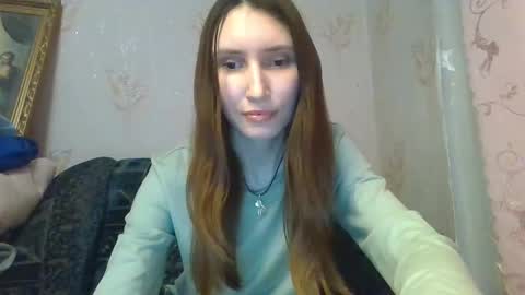 Snapshot of olivia_dream1 chatting on 12.10.24 Olivia online show from 12.10.24