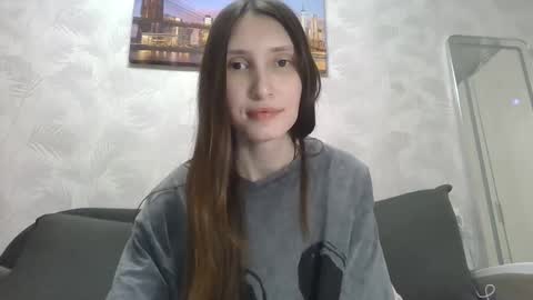 Snapshot of olivia_dream1 chatting on 01.28.25 Olivia online show from 01.28.25