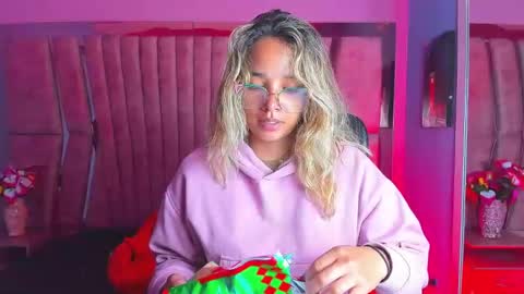  OLIVIA  online show from 12.26.24