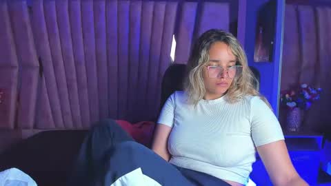  OLIVIA  online show from 12.29.24
