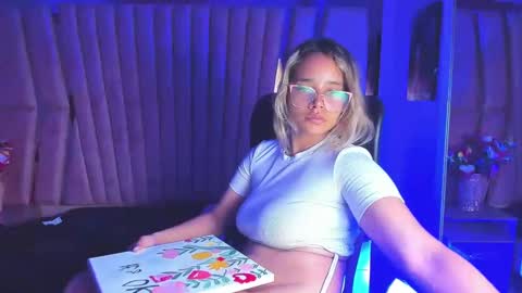  OLIVIA  online show from 12.30.24