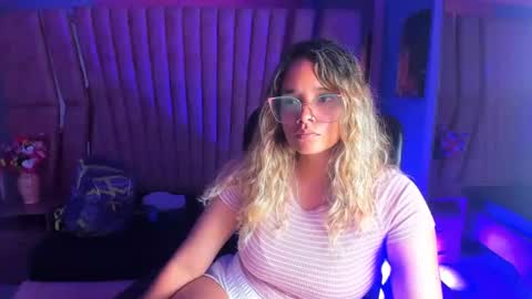  OLIVIA  online show from 01.14.25