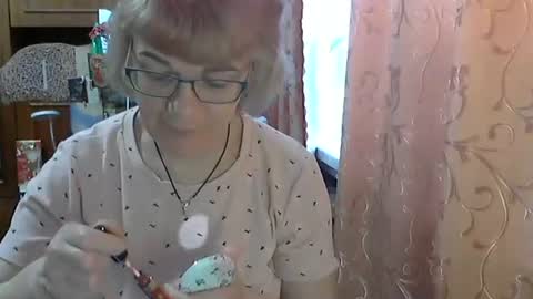 Olivia Mia online show from 04.20.26