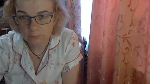 Olivia Mia online show from 05.23.26