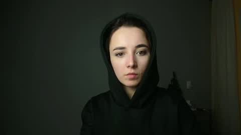 Olivia online show from 02.04.25