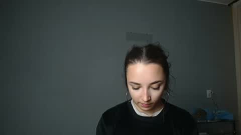 Olivia online show from 09.18.25