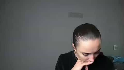 Olivia online show from 10.13.25