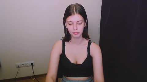 Olivia online show from 01.10.25