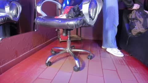   online show from 12.30.24