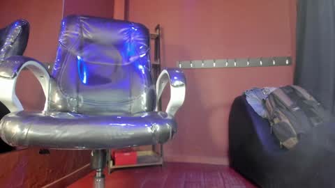   online show from 01.02.25