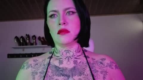   online show from 01.06.26