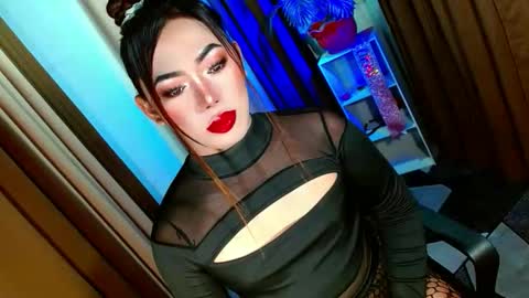 Miss OLIVIA online show from 10.09.25