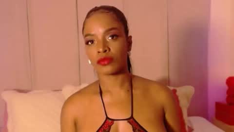 Snapshot of oliviabeneett chatting on 02.18.25 My name is olivia but can you call me Oli online show from 02.18.25