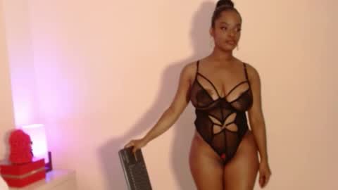 Snapshot of oliviabeneett chatting on 03.10.25 My name is olivia but can you call me Oli online show from 03.10.25