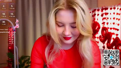 Snapshot of oliviabr0wn chatting on 02.15.25 Olivia online show from 02.15.25