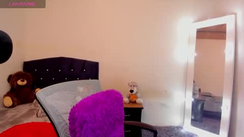 Olivia -  Milky big boobs online show from 01.22.25