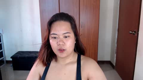 Snapshot of oliviahollywood chatting on 01.20.25 olivia hollywood online show from 01.20.25