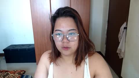 Snapshot of oliviahollywood chatting on 01.26.25 olivia hollywood online show from 01.26.25