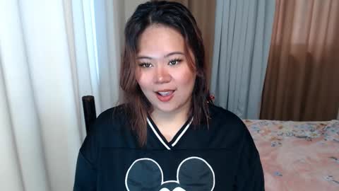 Snapshot of oliviahollywood chatting on 03.03.25 olivia hollywood online show from 03.03.25