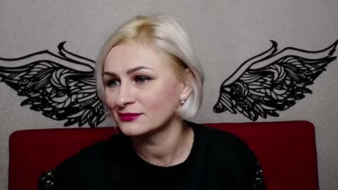 Snapshot of oliviahorst chatting on 12.04.24 OliviaHorst online show from 12.04.24