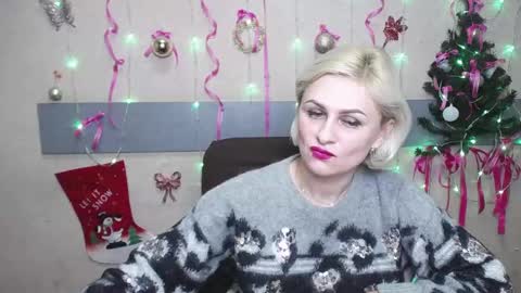 Snapshot of oliviahorst chatting on 12.21.24 OliviaHorst online show from 12.21.24