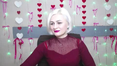 Snapshot of oliviahorst chatting on 02.12.25 OliviaHorst online show from 02.12.25