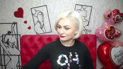 Snapshot of oliviahorst chatting on 02.15.25 OliviaHorst online show from 02.15.25