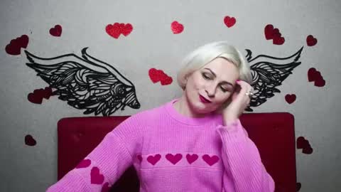 Snapshot of oliviahorst chatting on 02.19.25 OliviaHorst online show from 02.19.25