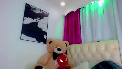 oliviahot01 online show from 02.02.26