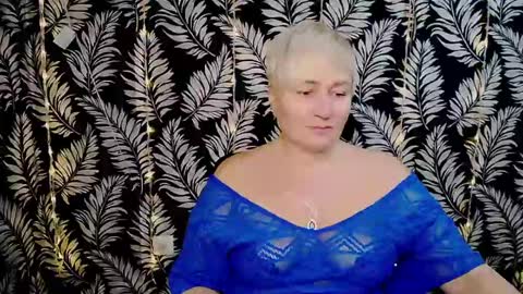 Kelly online show from 12.31.24