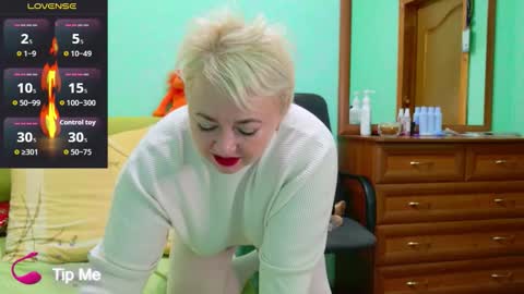 oliviaparadise online show from 11.11.25