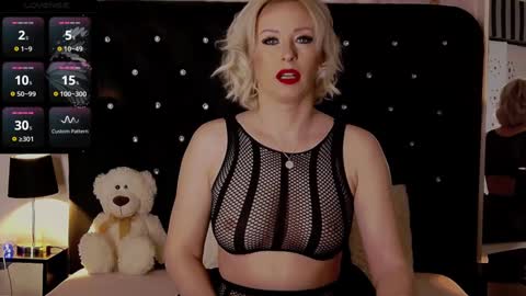 Olivia online show from 02.08.25