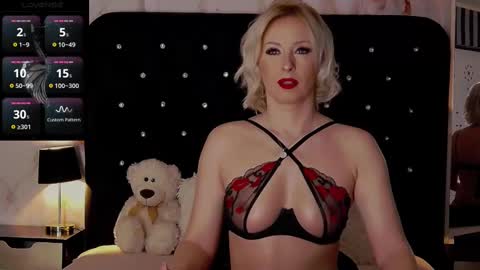 Olivia online show from 02.09.25