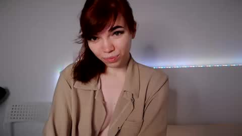 Snapshot of olivka_flower chatting on 12.20.24 Angelina Lina online show from 12.20.24