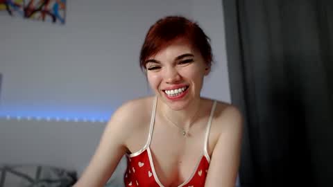 Snapshot of olivka_flower chatting on 02.20.25 Angelina Lina online show from 02.20.25