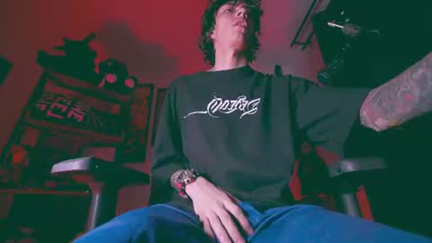 Snapshot of olliver___y chatting on 07.18.26 online show from 07.18.26