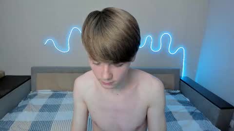 Snapshot of olvr_zoolander chatting on 02.14.26 Oliver and Mira online show from 02.14.26