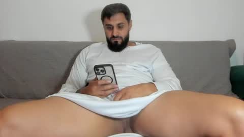 Snapshot of omar_xoxo chatting on 07.26.26 Omar online show from 07.26.26