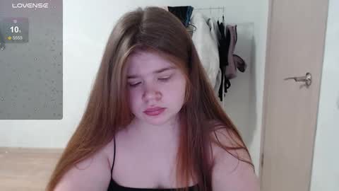  MellY  online show from 12.23.25