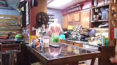 Snapshot of omfgy chatting on 09.28.25 Norm online show from 09.28.25