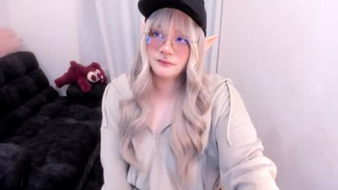 Snapshot of omorimori chatting on 06.08.26 Omori Chan online show from 06.08.26