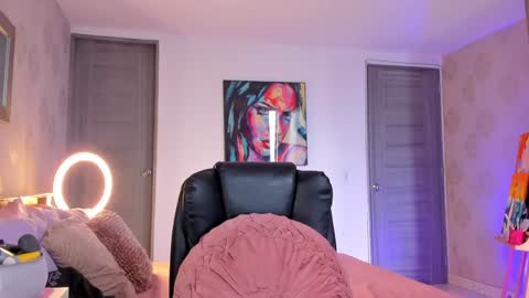 Martina Ricci online show from 01.07.25