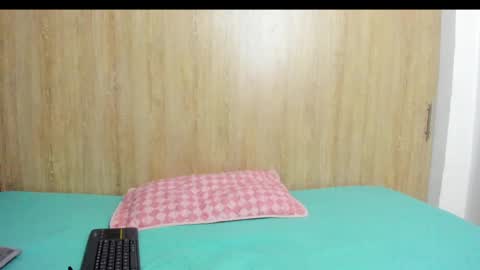 Violette online show from 03.25.26