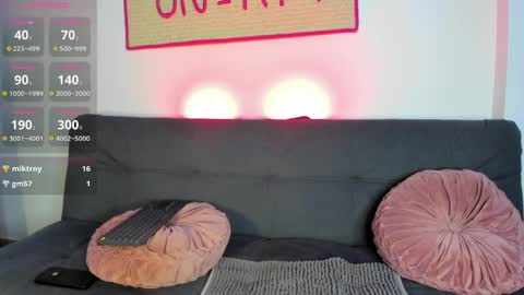 Violette online show from 04.03.26