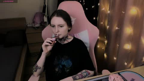 on_yxxx online show from 04.04.26