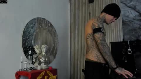 Snapshot of onceagain97_ chatting on 10.01.25 ... online show from 10.01.25