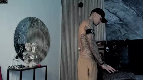 Snapshot of onceagain97_ chatting on 10.05.25 ... online show from 10.05.25